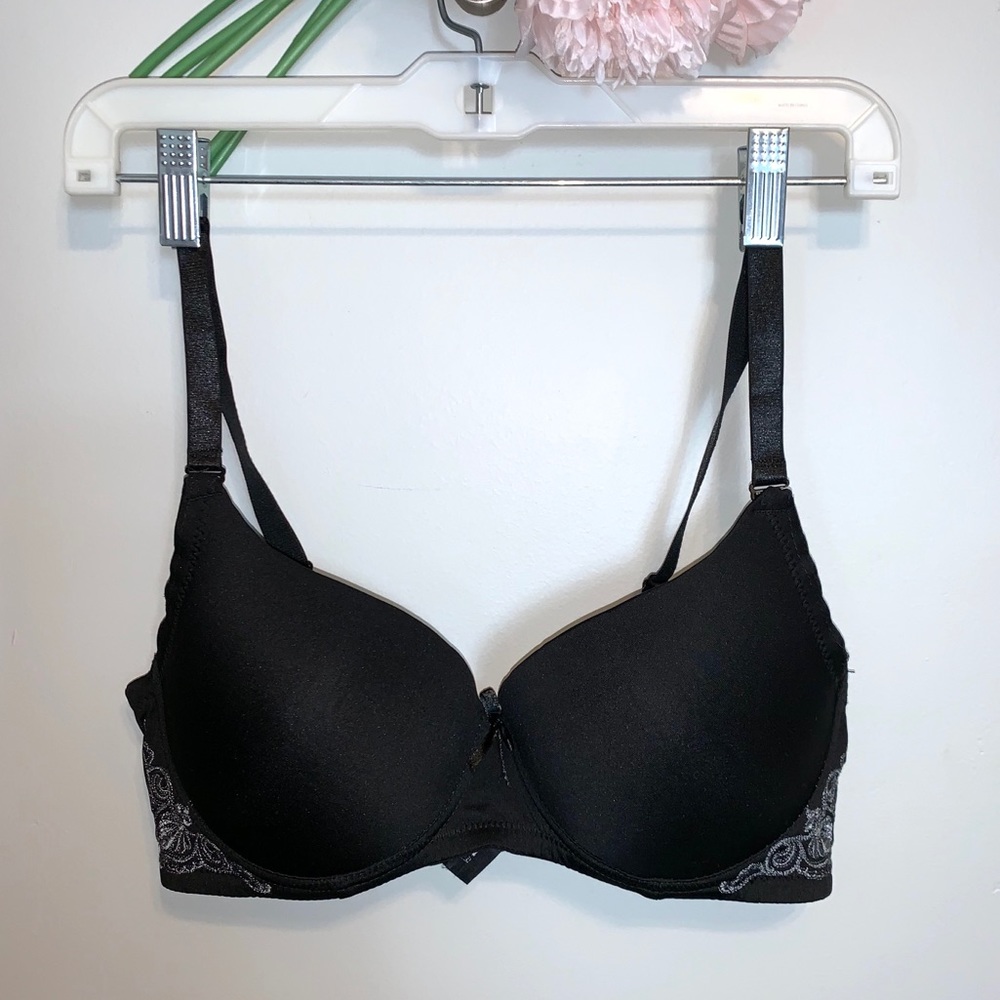 Black Bra